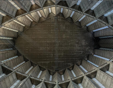 Gillet et Hébrard architectes, Lafaille et Sarger ingénieurs, église Notre-Dame, Royan, béton armé, brutalisme, voûtes paraboloïdes, selle de cheval